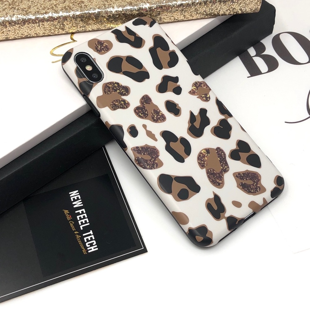 iPhone White Leopard Case - Picture 5 of 8